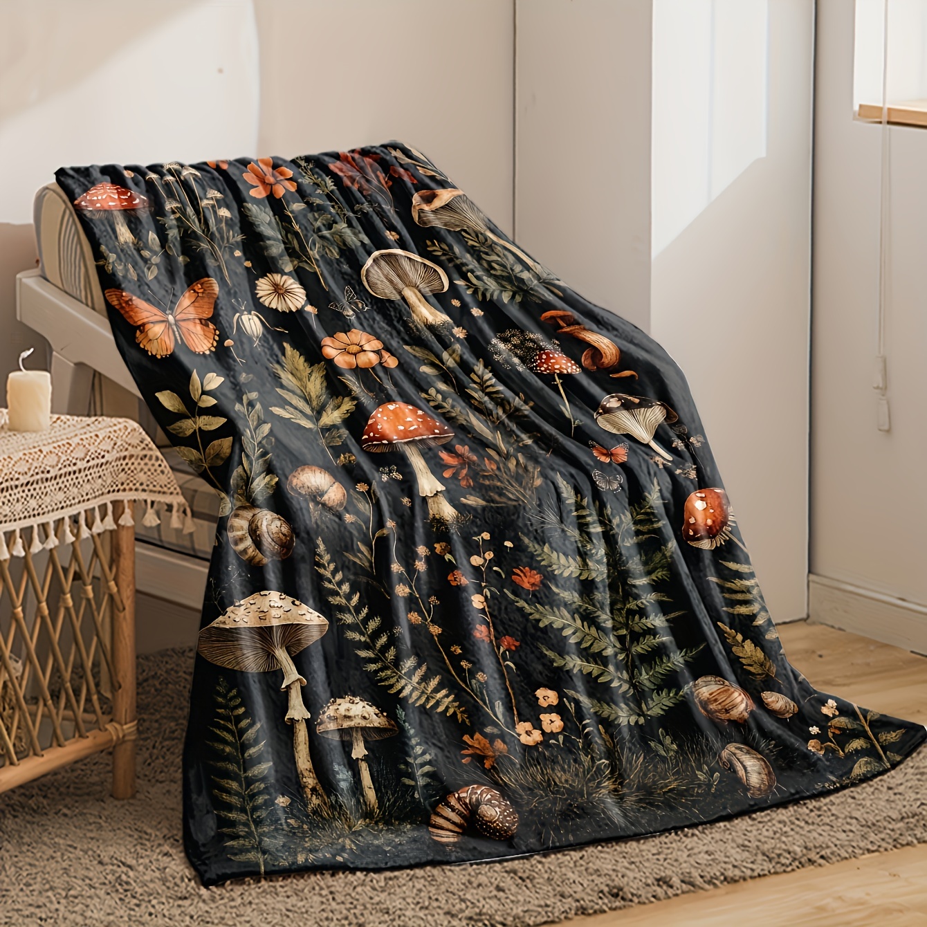Vintage Mushroom & Floral Flan - Christmas Throw Blanket 리뷰 및 가격