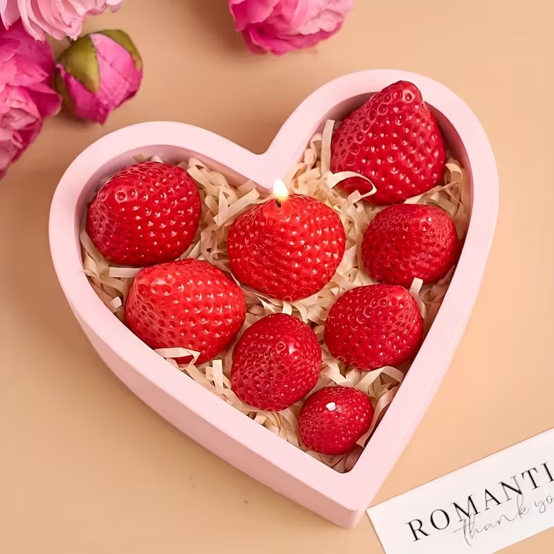Strawberry Silicone Candle Mol - Holiday Candle Set 리뷰 및 가격