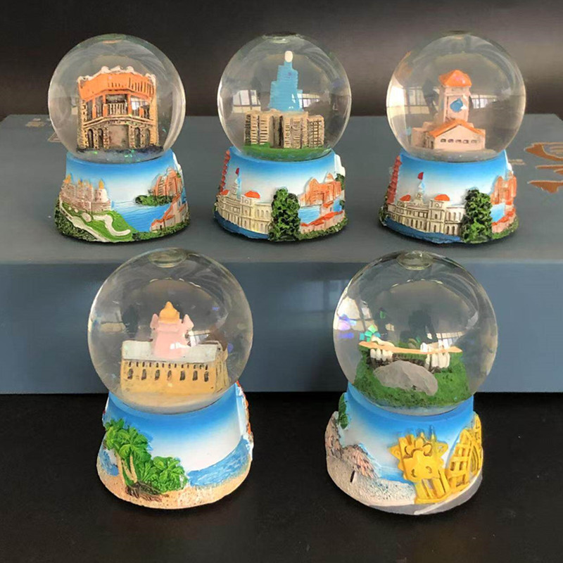 Exquisite Vietnamese Regional  - Snow Globe Musical 리뷰 및 가격