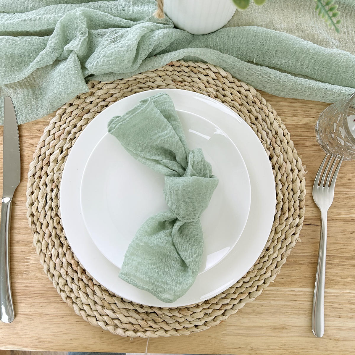 Sage Green Gauze Table Runner  - Christmas Table Runner 리뷰 및 가격